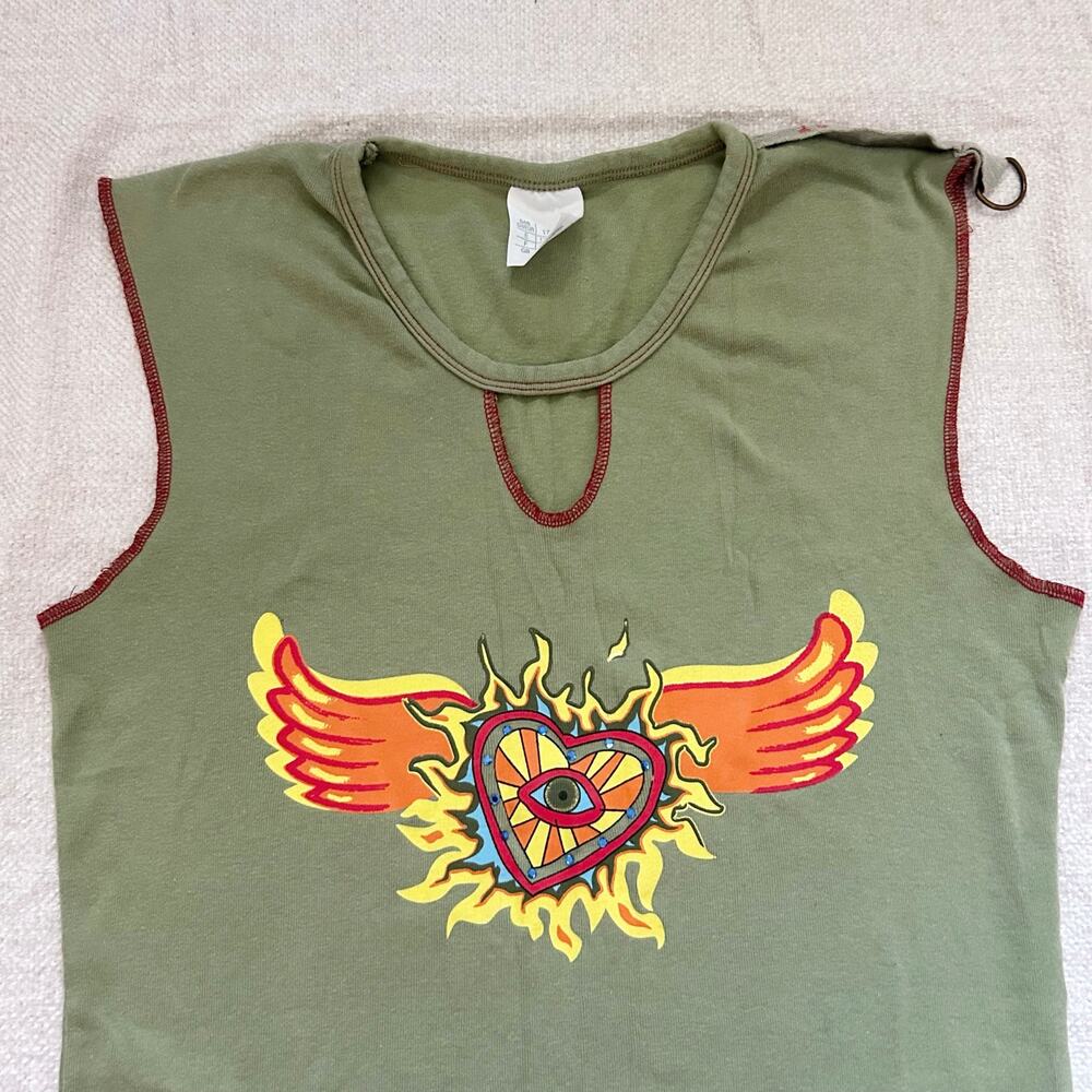 Green sleeveless t shirt tank top - Picture 2 of 10
